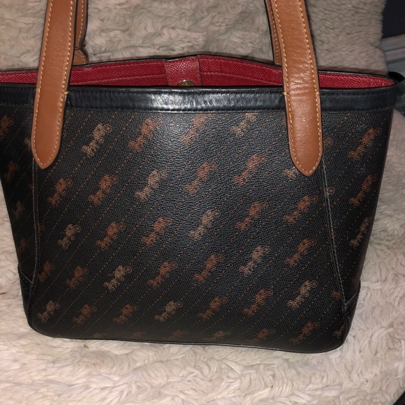 Coach horse and carriage limited edition tote and keychain bundle - Picture 3 of 6